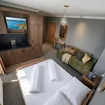Garni & Terano Otel 3*