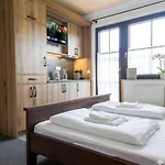 Hotel Garni & Terano 3*