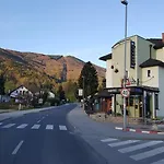 Otel Garni & Terano 3*