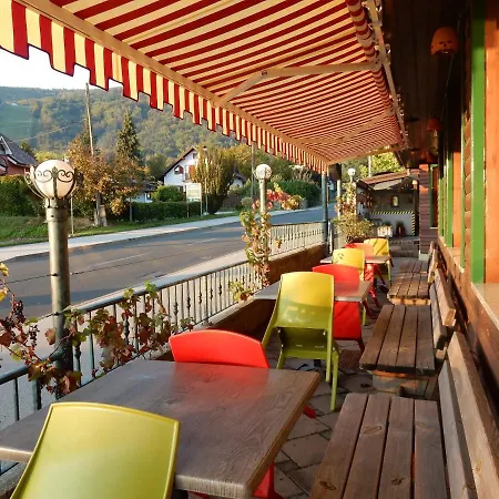 מלון Garni & Terano מריבור