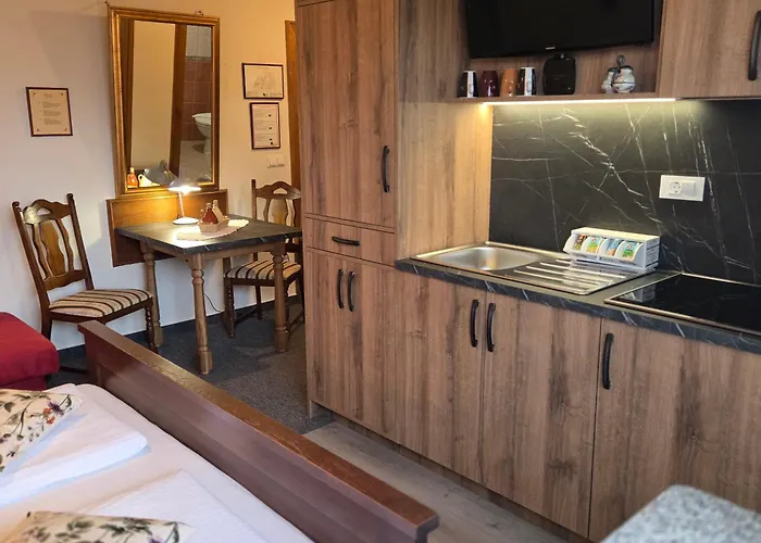 Garni & Terano Hotel